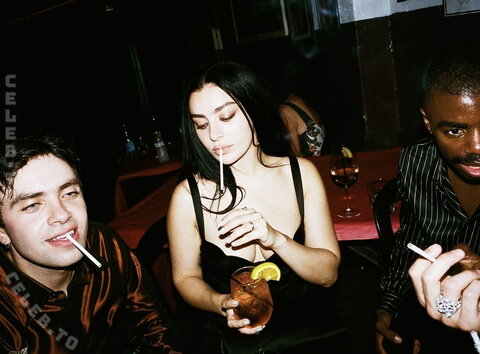 Charli XCX photo 4