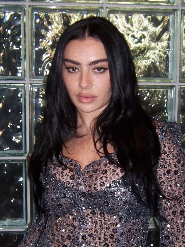 Charli XCX nude photo 5