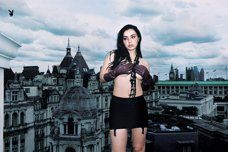 Charli XCX nude photo 8