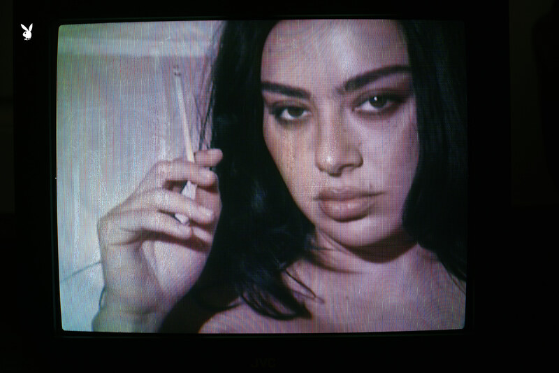 Charli XCX nude photo 13