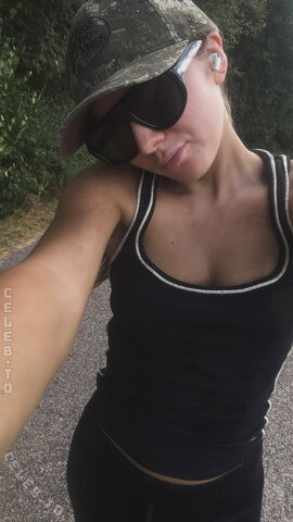Charlie Ferarie nude photo 2