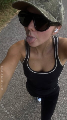 Charlie Ferarie nude photo 1