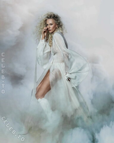 Charlize Theron photo 2