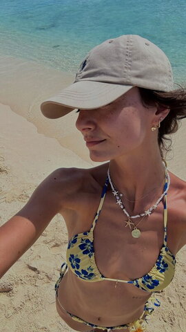 Charlotte Berry photo 2