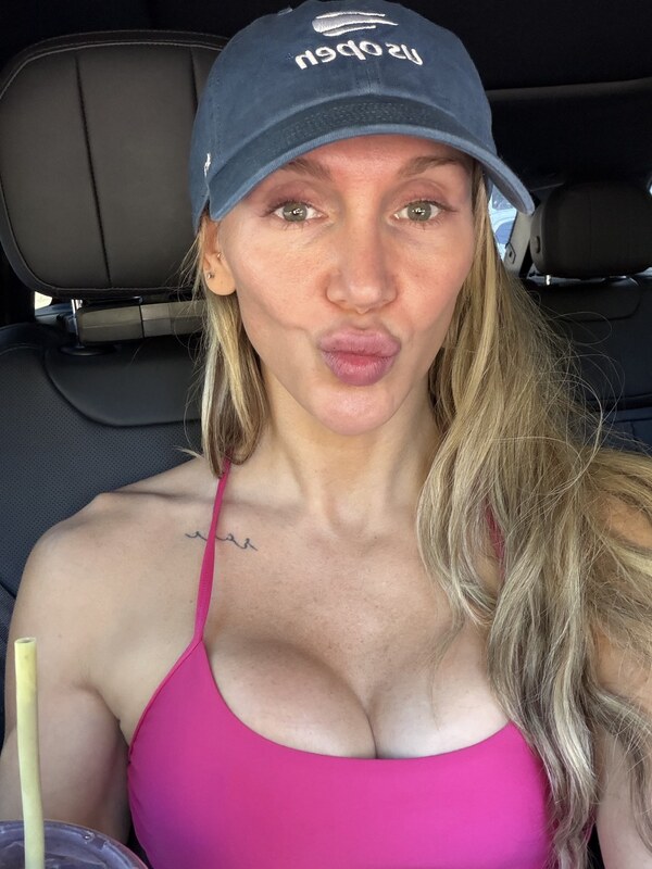 Charlotte Flair nude photo 3