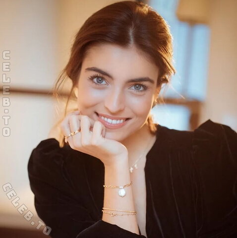 Charlotte Lemay photo 6