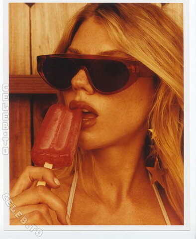 Charlotte McKinney nude