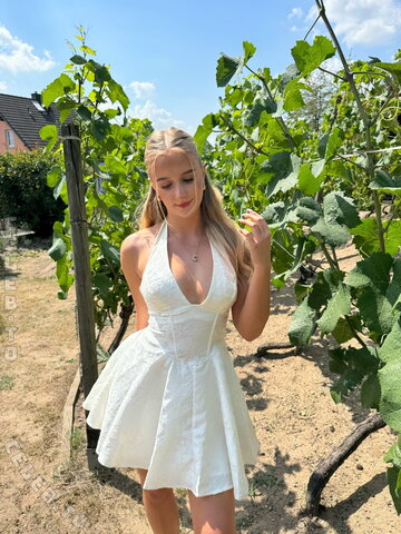 charlotte.rssgr nude photo 5