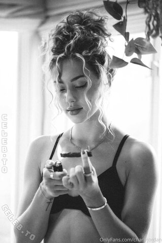Charly Jordan nude photo 9
