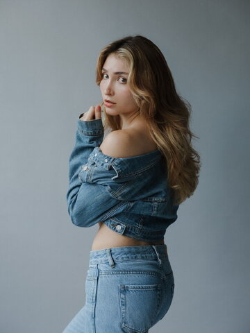 cheleche nude photo 16