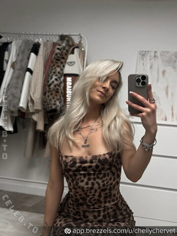 Chellychervet nude photo 10