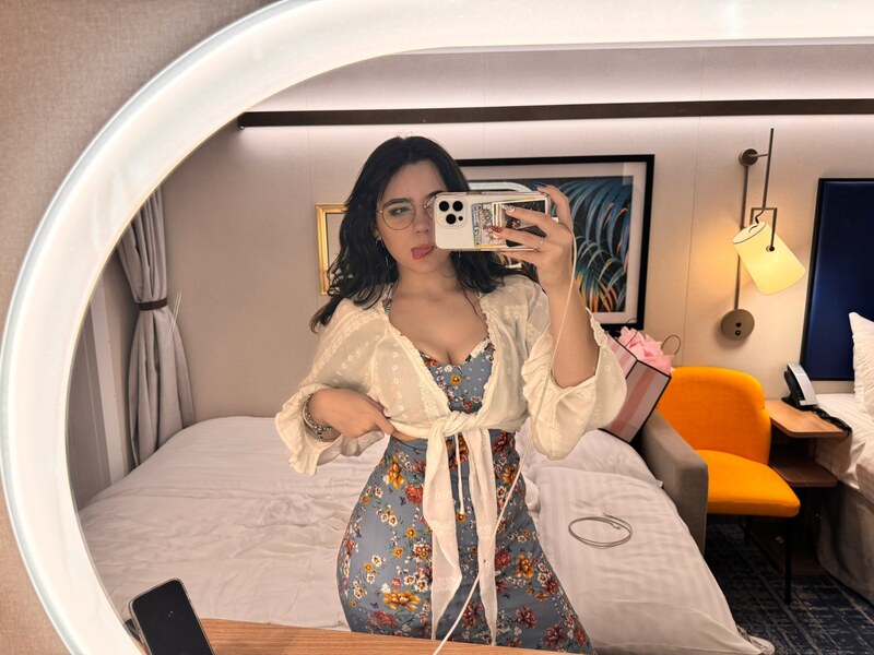 Cherie nude photo 15