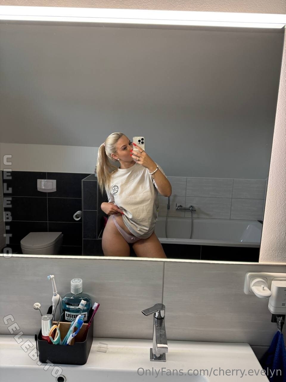 Cherry evelyn nude photo 1
