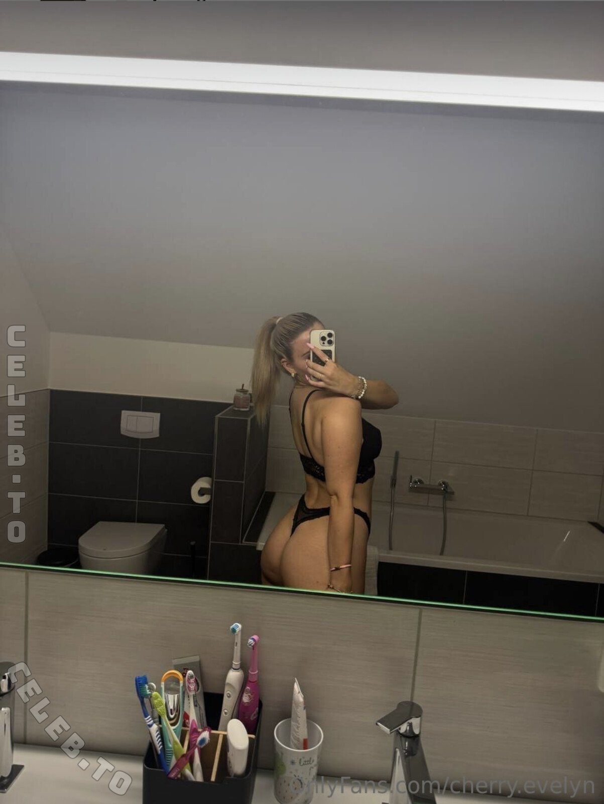 Cherry evelyn nude photo 1
