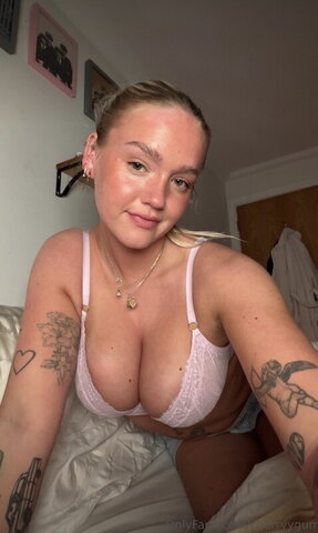 cherry gum nude photo 5