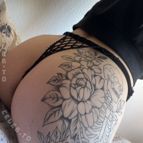 cherry_ink_444 Sexy (1 photo)