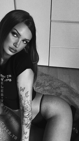 Cheyenne Heise nude photo 4