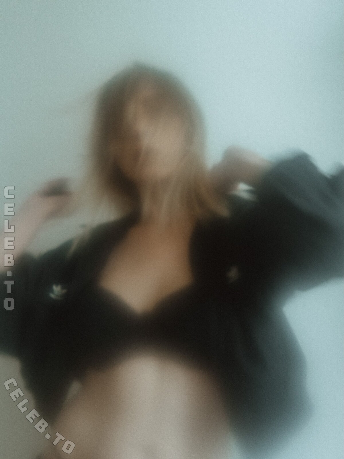 Chiara Baluch nude photo 4