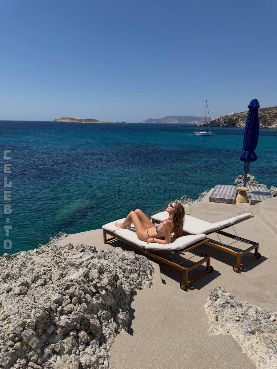 Chiara Ferragni nude photo 4
