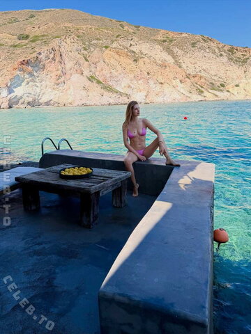 Chiara Ferragni nude photo 17