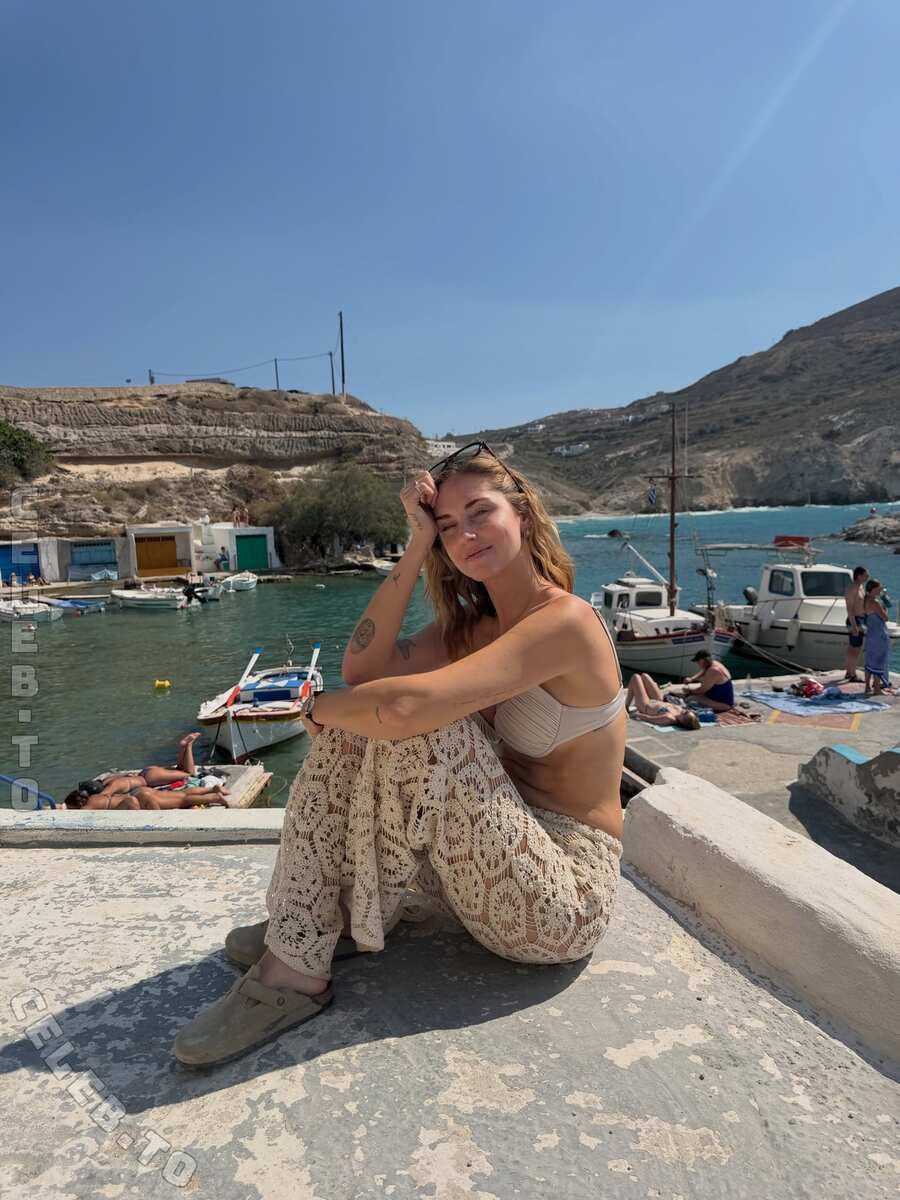 Chiara Ferragni nude photo 1