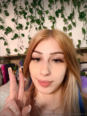 Chiara Rides nude photo 2