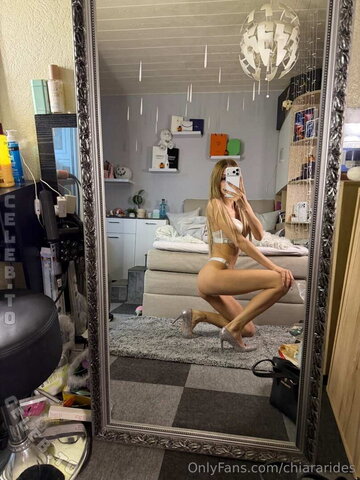 Chiara Rides – Should I kneel before you?🤭💦 How much do you want me right now?🥵😮‍💨 Are you kneading them for me?🥵😮‍💨❤…