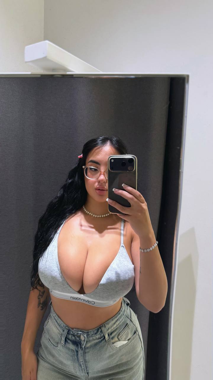 Chiara Stefanelli nude photo 2