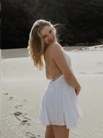 Chiara Tews nude photo 22