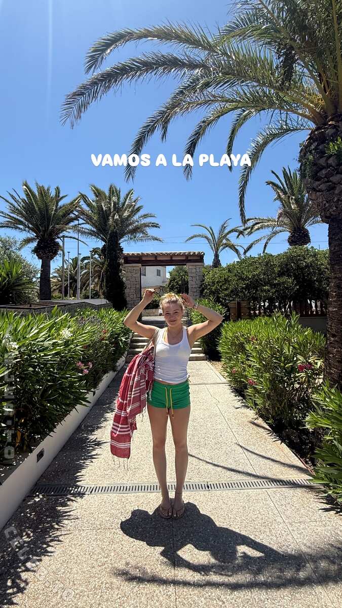 Chiara Tews nude photo 1