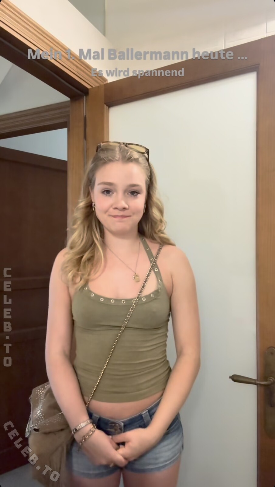 Chiara Tews nude photo 1