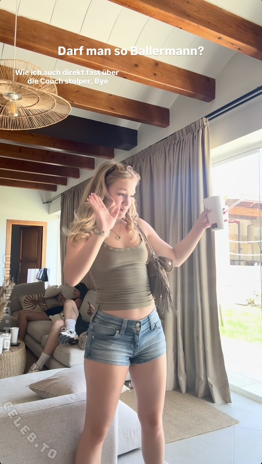 Chiara Tews nude photo 3