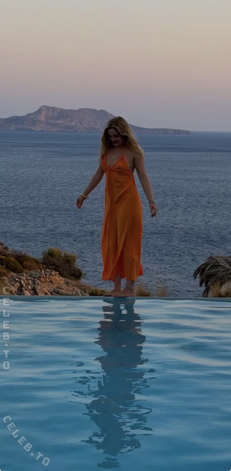 Chiara Tews nude photo 4