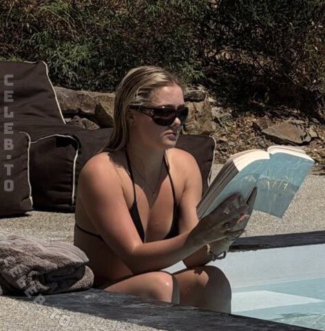 Chiara Tews nude photo 11