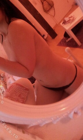 Chiarajolin nude photo 2
