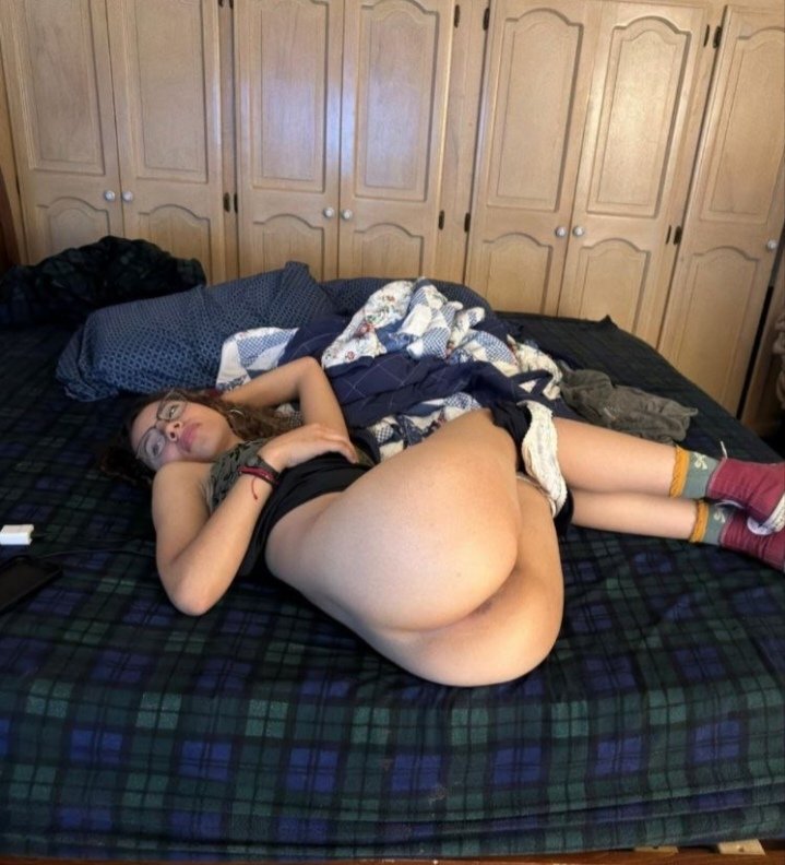 Chica Cinepolis nude photo 28