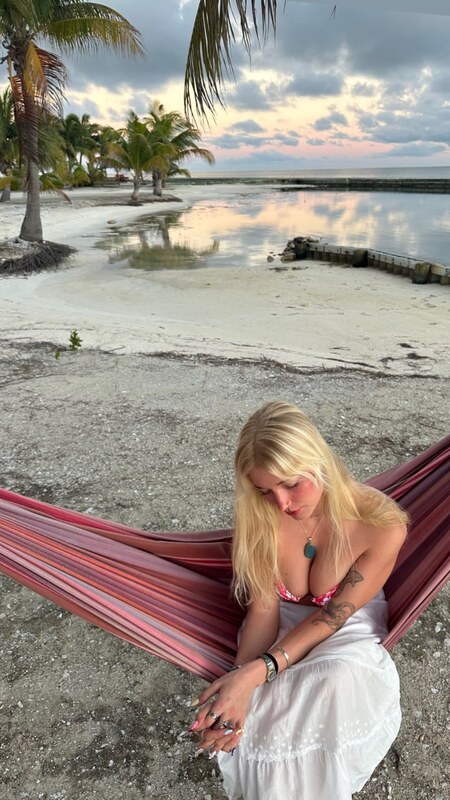 Chili Sloop nude photo 4