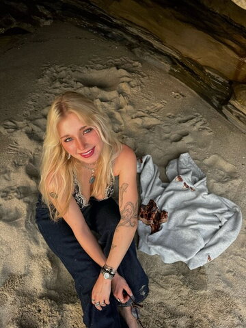 Chili Sloop nude photo 9