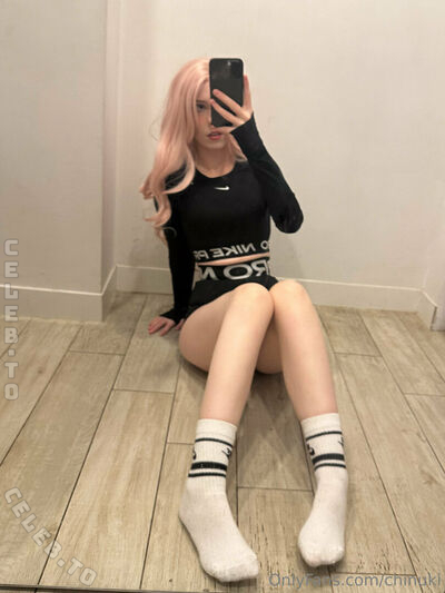 chinuki nude photo 2