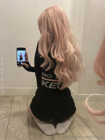 chinuki nude photo 3