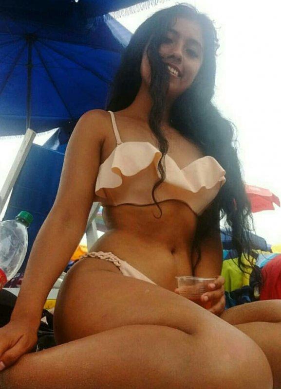 Chiphilary_blog nude photo 5