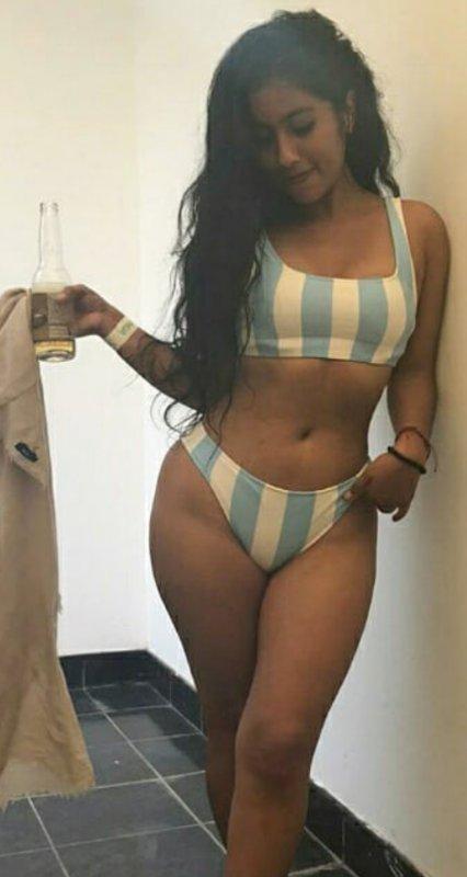 Chiphilary_blog nude photo 9
