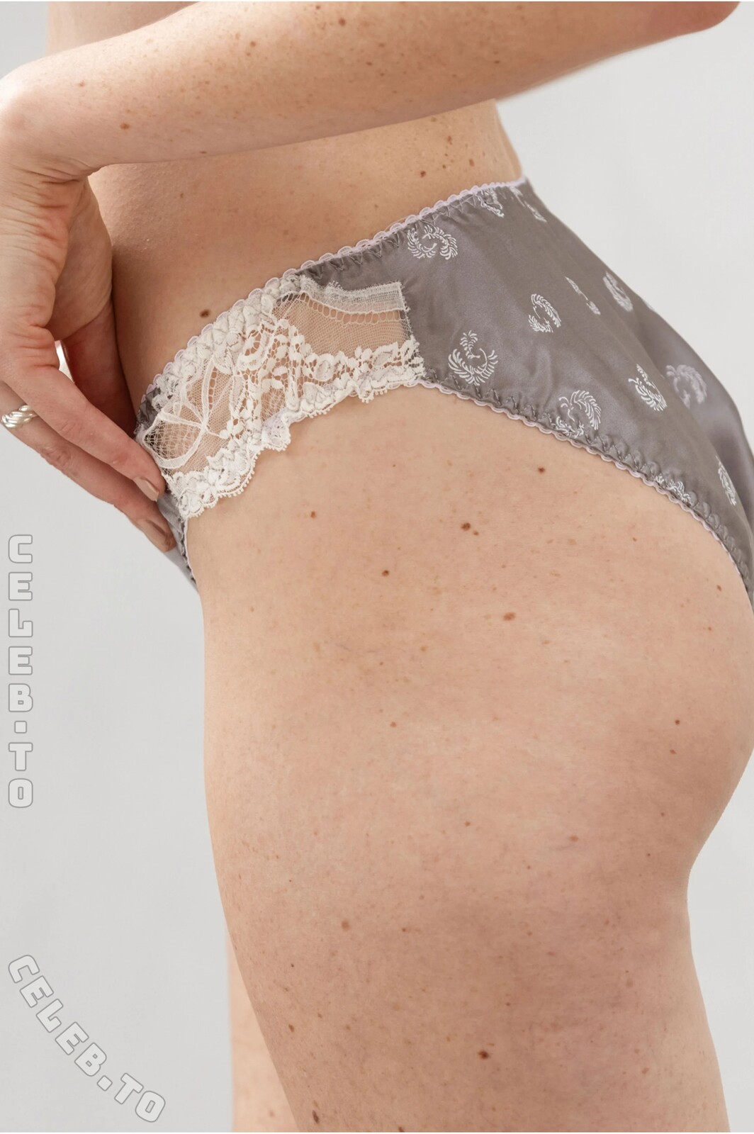 Chloe Bechini nude photo 14