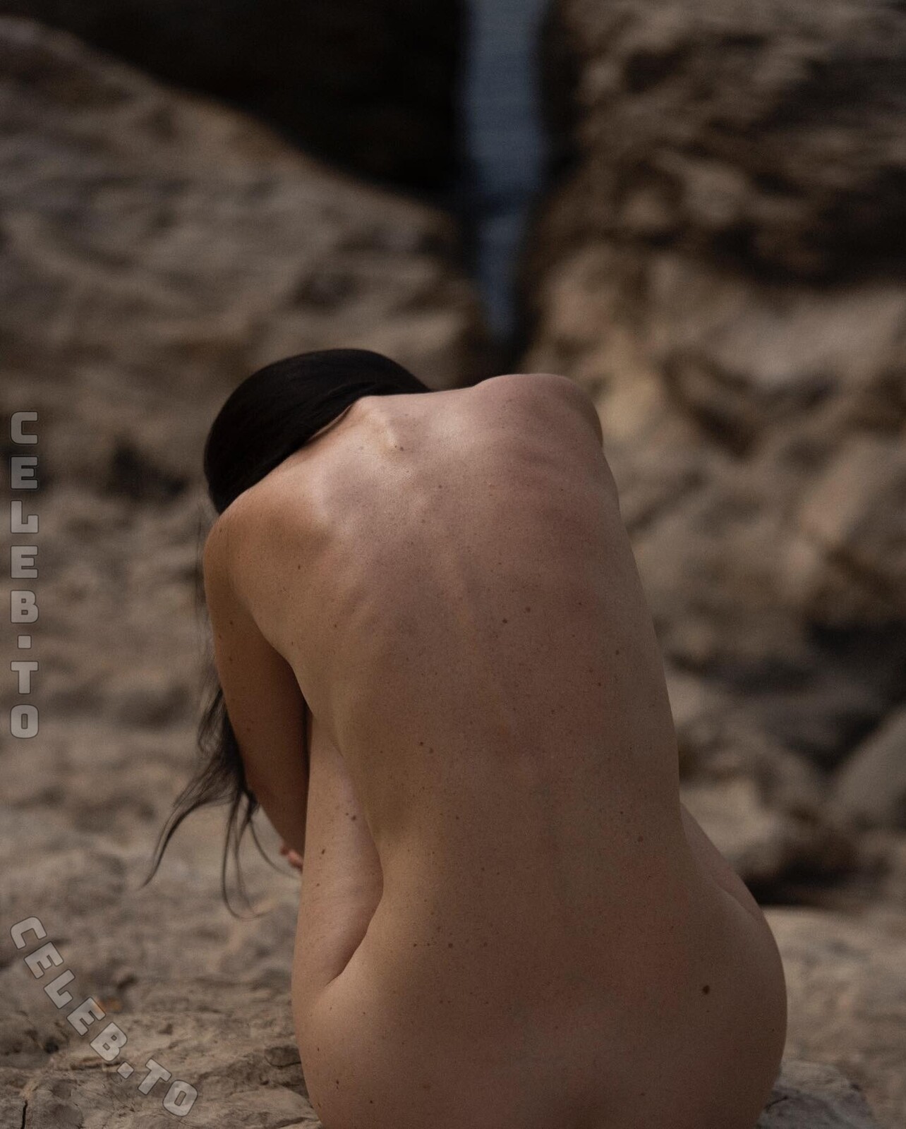 Chloe Bechini nude photo 3