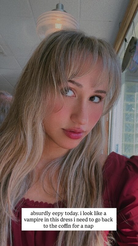 Chloe Cole nude photo 1