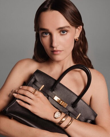 Chloe Fineman New (5 photos)