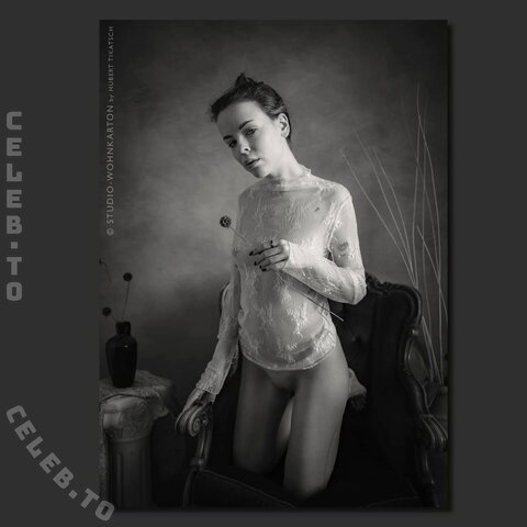 Chloe Loe nude photo 52