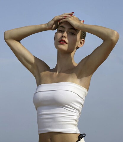 Chloe M Bridges nude photo 11
