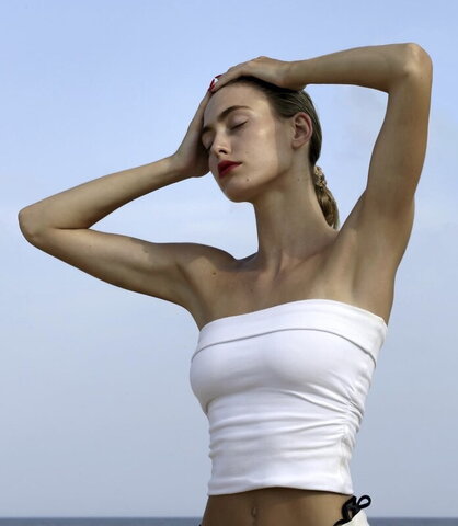 Chloe M Bridges nude photo 8