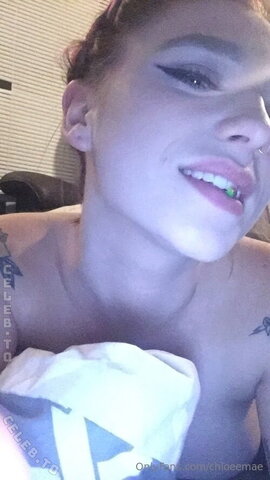 Chloee Mae nude photo 4